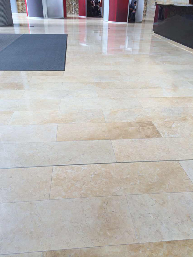 施達噴灑平拖系統被應用在匯豐銀行廣州總部(廣州太沽匯)