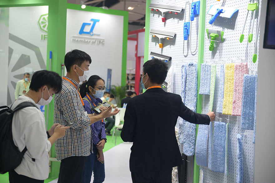 【花絮】第二十八屆廣州酒店用品展覽會(huì)正式開幕,施達(dá)清潔設(shè)備閃亮登場(chǎng)