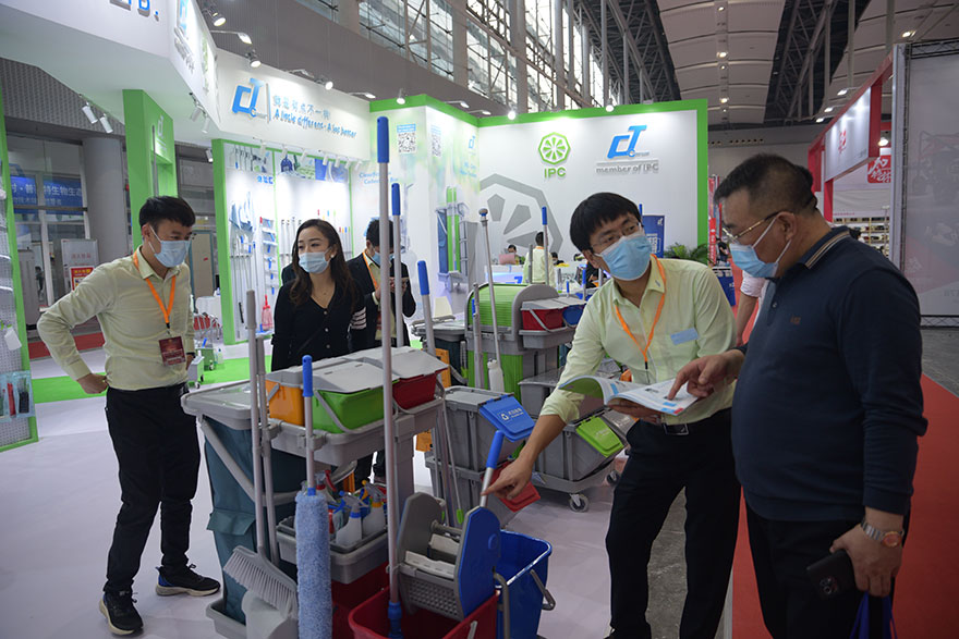 【花絮】第二十八屆廣州酒店用品展覽會(huì)正式開幕,施達(dá)清潔設(shè)備閃亮登場(chǎng)