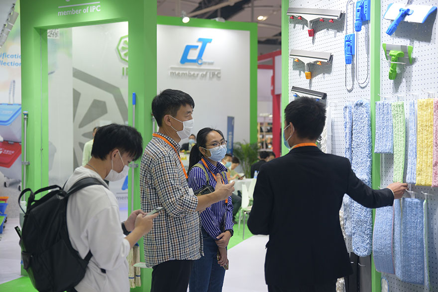 【花絮】第二十八屆廣州酒店用品展覽會(huì)正式開幕,施達(dá)清潔設(shè)備閃亮登場(chǎng)