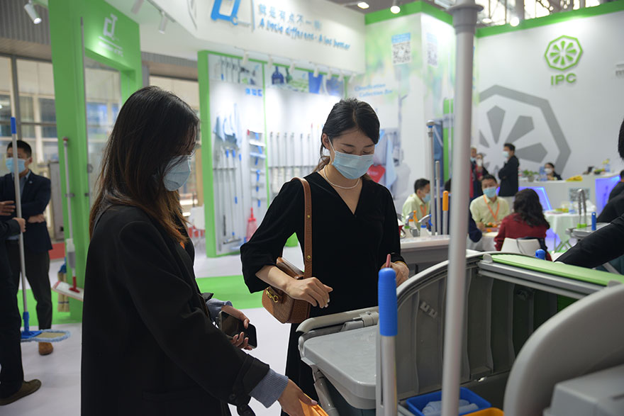 【花絮】第二十八屆廣州酒店用品展覽會(huì)正式開幕,施達(dá)清潔設(shè)備閃亮登場(chǎng)